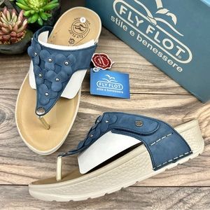 NIB Fly Flot Suede Flower Platform Comfort Leather Thong Sandal Navy